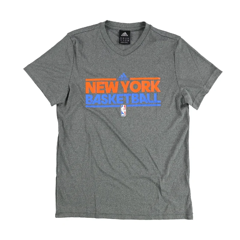 Adidas Mens New York Basketball Graphic T-Shirt, Grey, Medium